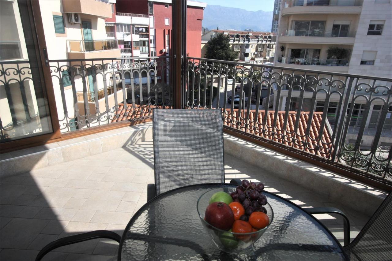 Lusso By Cmm Apartment